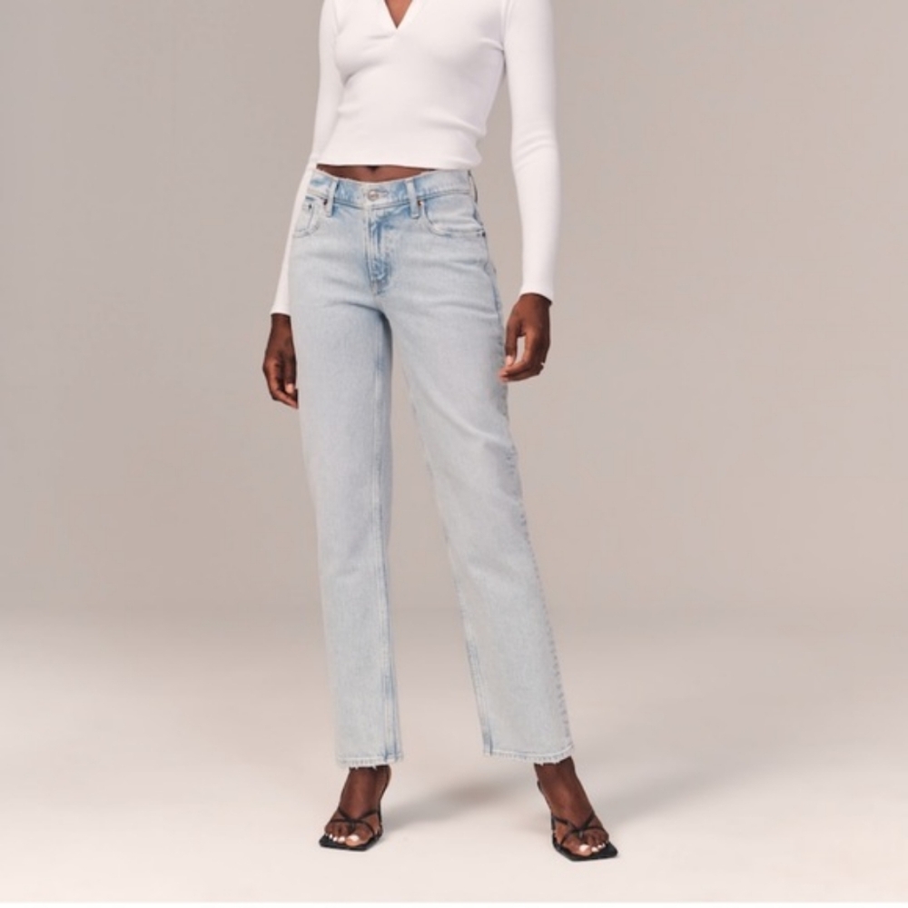 Abercrombie and Fitch The 90's Straight Low Rise